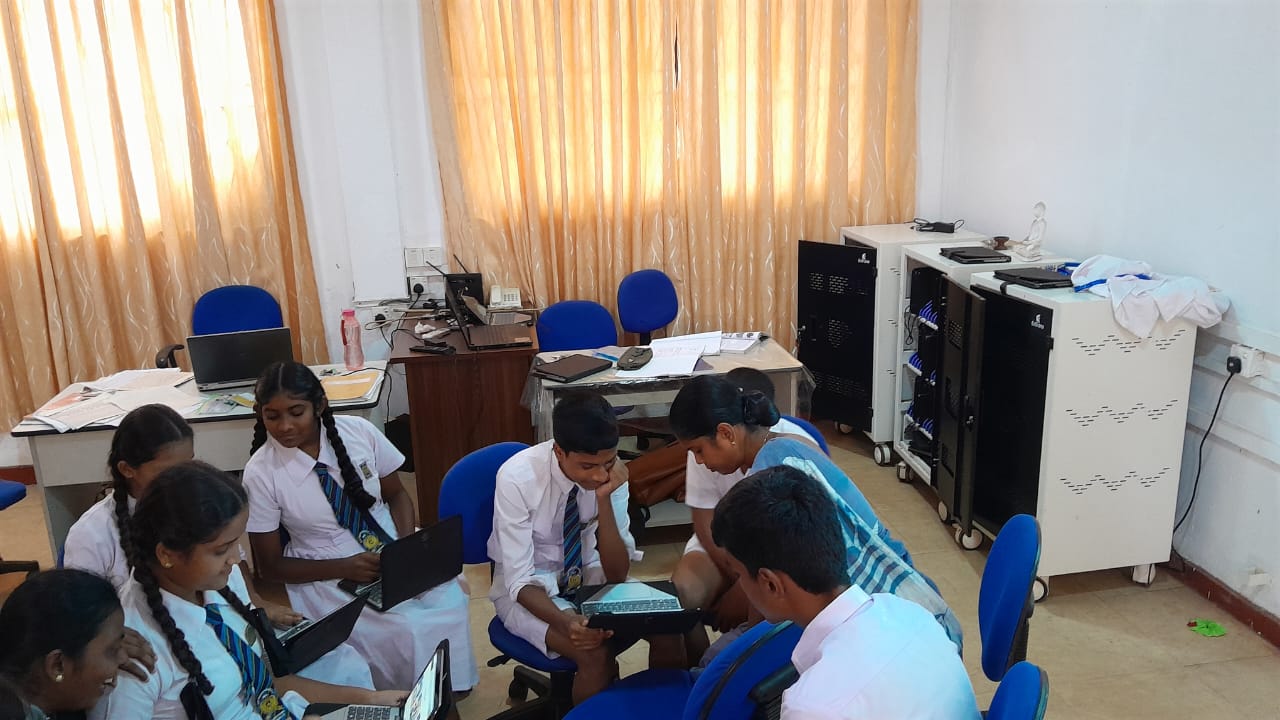 වෙබ් අඩවි සංවර්ධන කණ්ඩායම - 2024